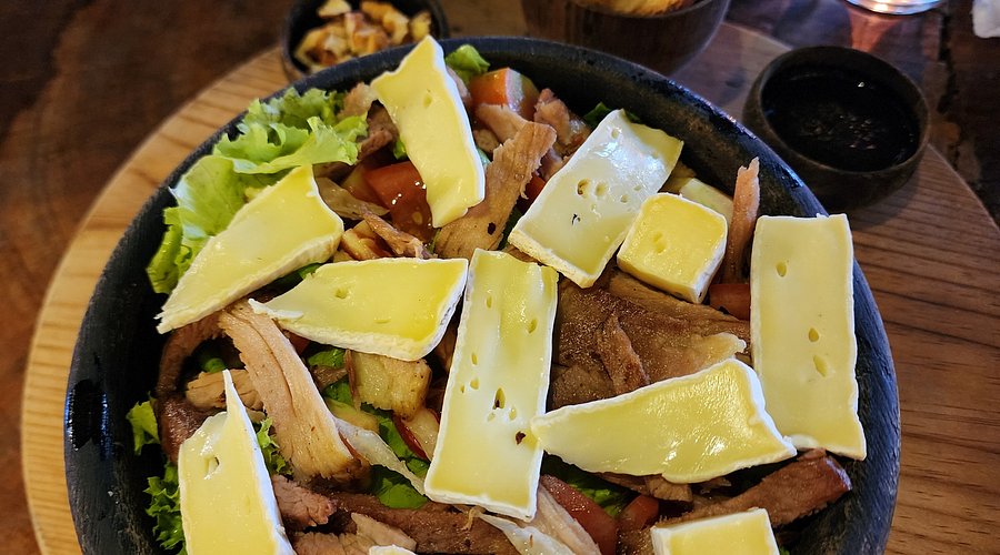 Hearty cheese salad